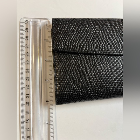 LODIS textured checkbook wallet (Flaws! Please read) - Picture 7 of 8